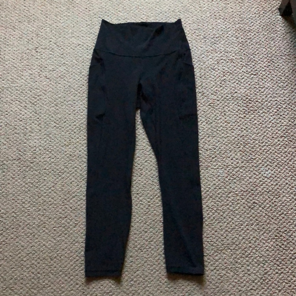 Black Lululemon Align high rise pant with pockets 25 inch inseam size 6